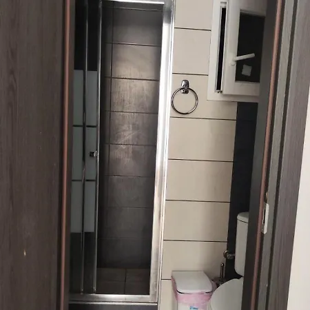 Dionis J Apartament *